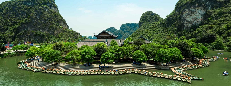 Luxury Experiences in Trang An, Private Boat Tours, Premium Retreats & Exclusive Nature Escapes in Ninh Binh