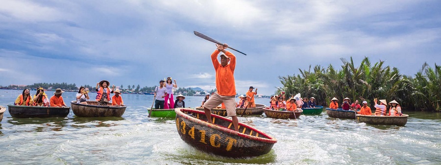Vietnam Luxury Culinary Experiences, Fine Dining, Private Food Tours and Exclusive Gourmet Journeys Across Vietnam