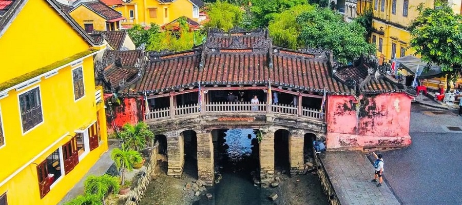 Vietnam Luxury Tour Packages 2026 Private High-End Travel, Luxury Cruises, Resorts and Tailor-Made Vietnam Holidays