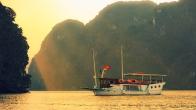 Emeraude Premium private Cruise Halong Bay 3 Days 2 Nights | Exclusive Luxury Romantic Cruise from Hanoi
