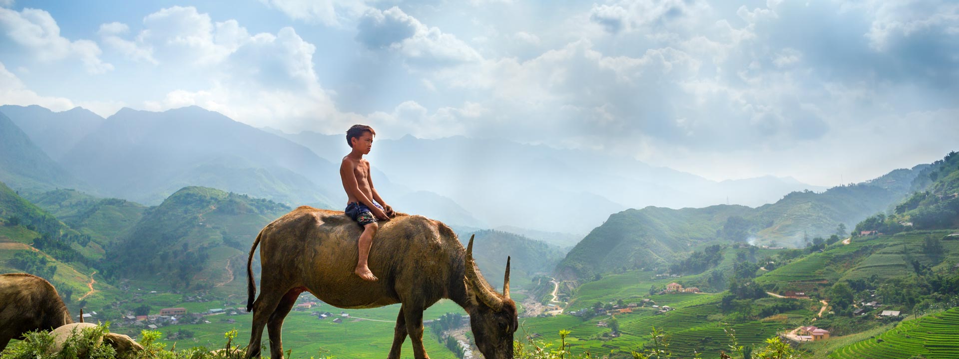 Vietnam Luxury Adventure & Culture 15 Days Trekking, Kayaking, Halong Bay Cruise & Cultural Immersion Tour