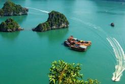 Vietnam Cinematic Tour 7 Days Hanoi, Ninh Binh & Halong Bay Luxury Cruise Experience