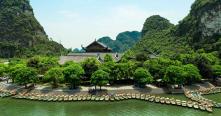 Luxury Ninh Binh Retreats,  Best High-End Escapes, Nature Resorts & Exclusive Experiences in Northern Vietnam